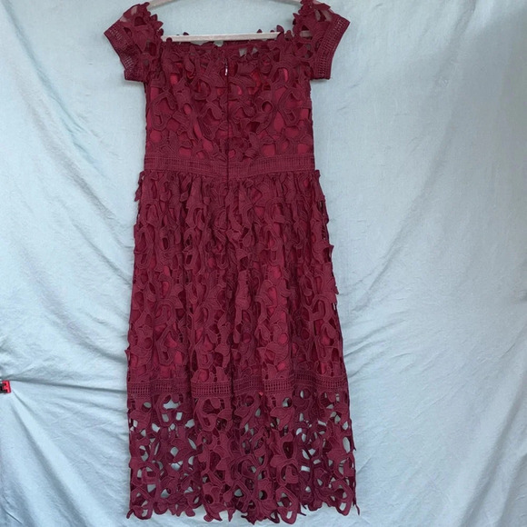 NWT Chi Chi London Bardot Neck Lace Crochet Design Midi Dress in Dark Red Sz 8 - Picture 7 of 8